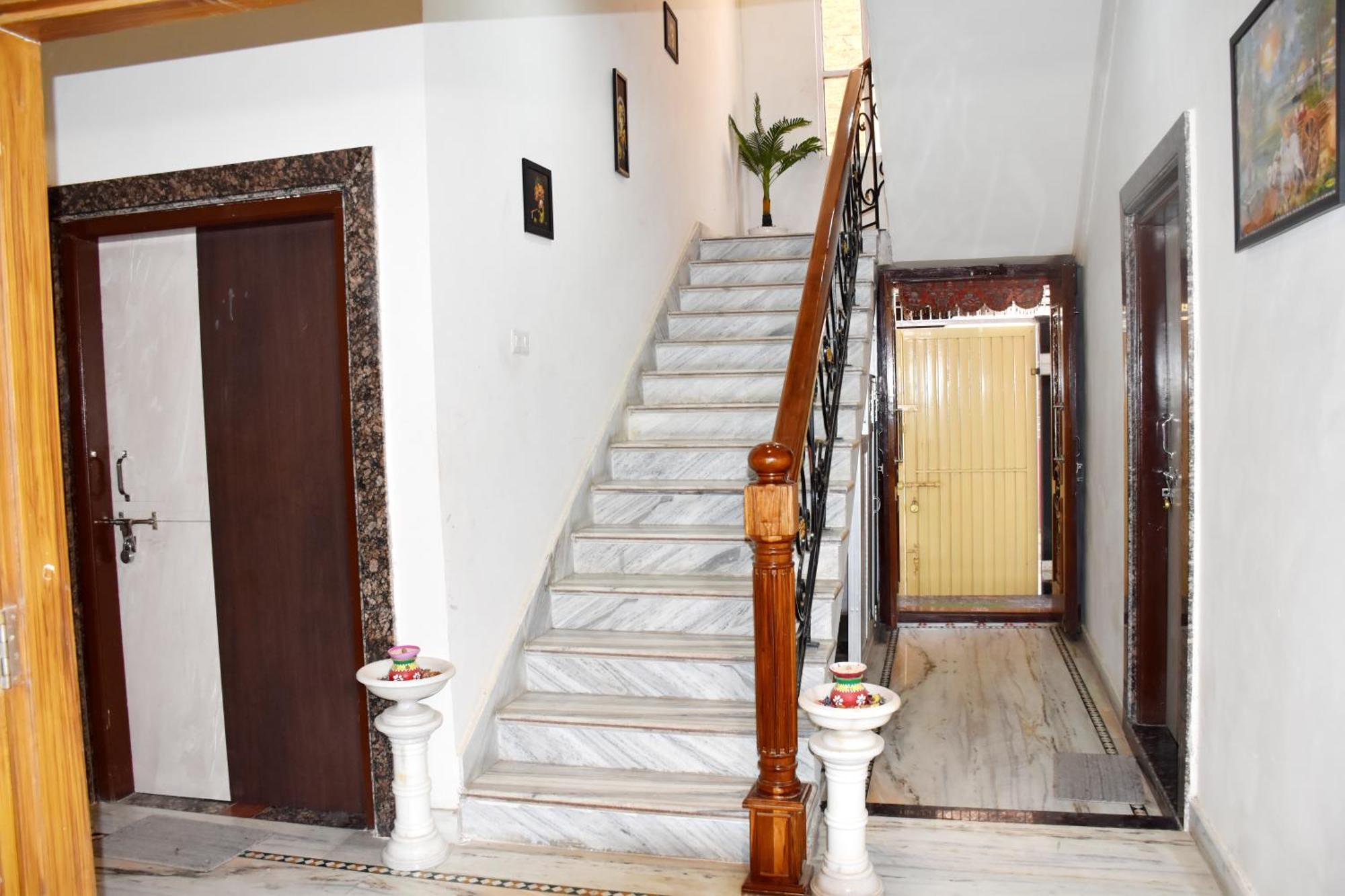 Ramaya Home Stay Varanasi Eksteriør bilde