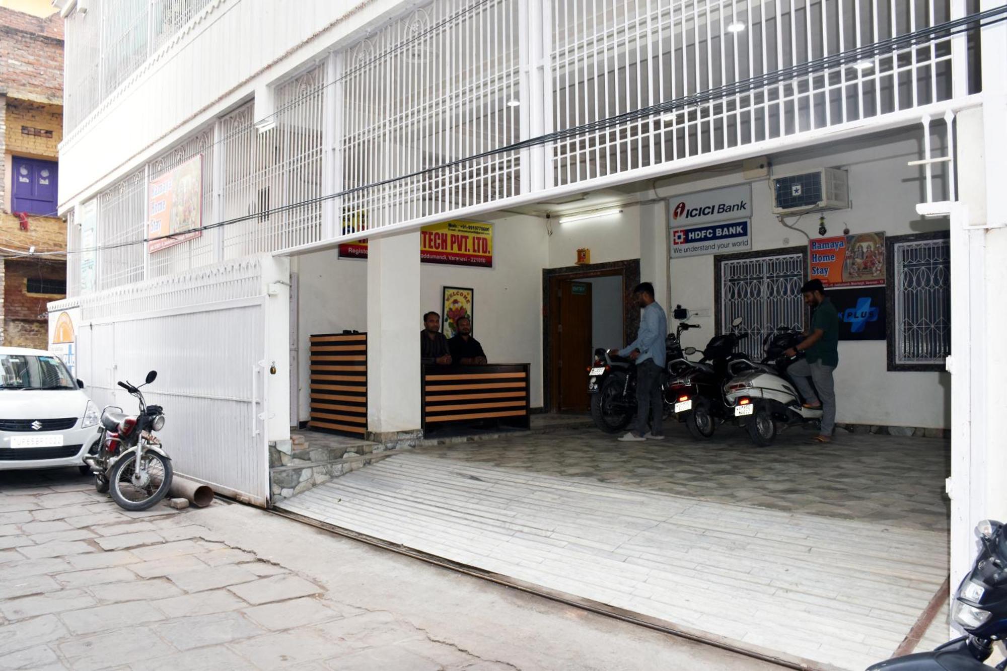 Ramaya Home Stay Varanasi Eksteriør bilde