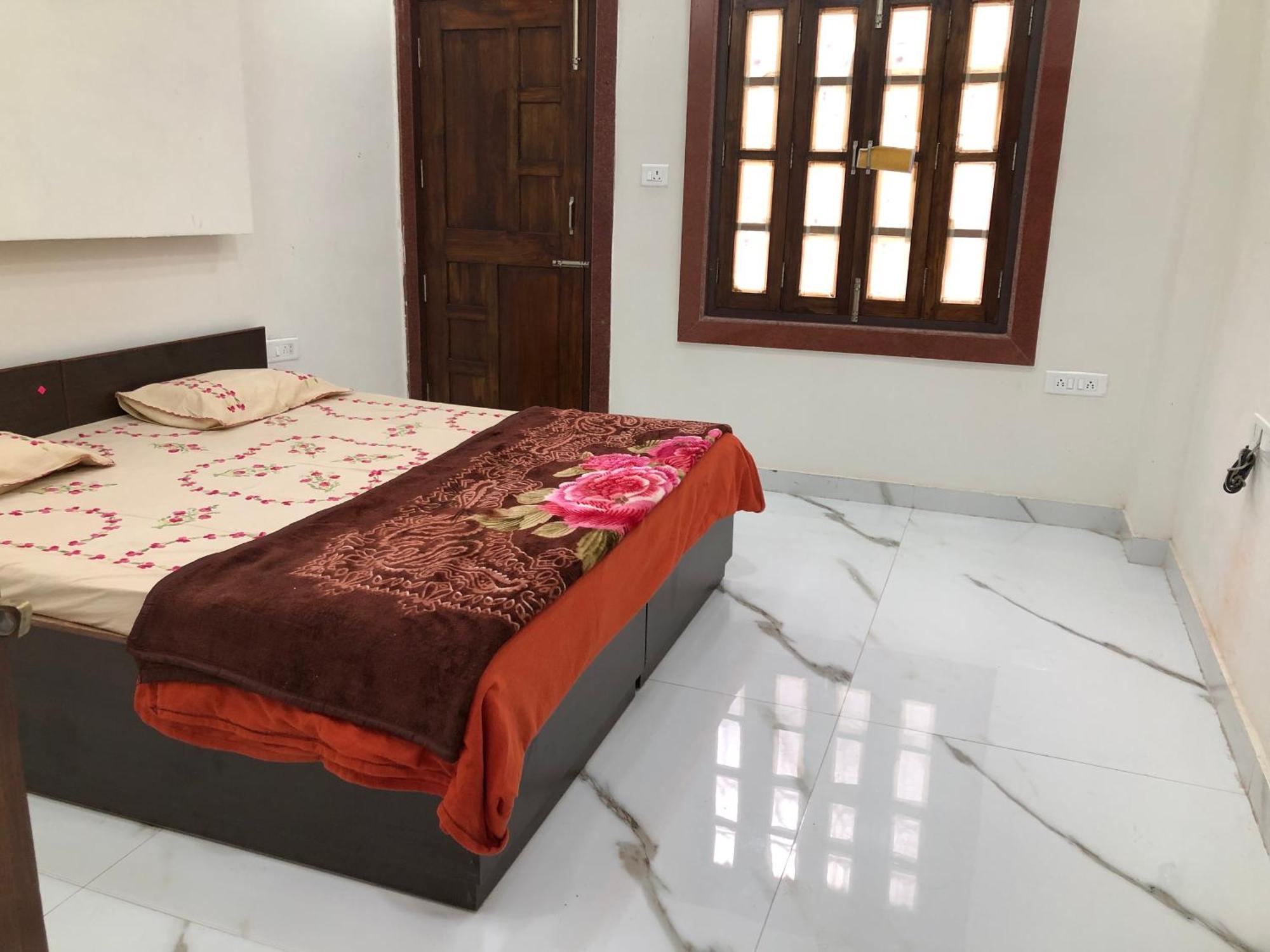Ramaya Home Stay Varanasi Eksteriør bilde