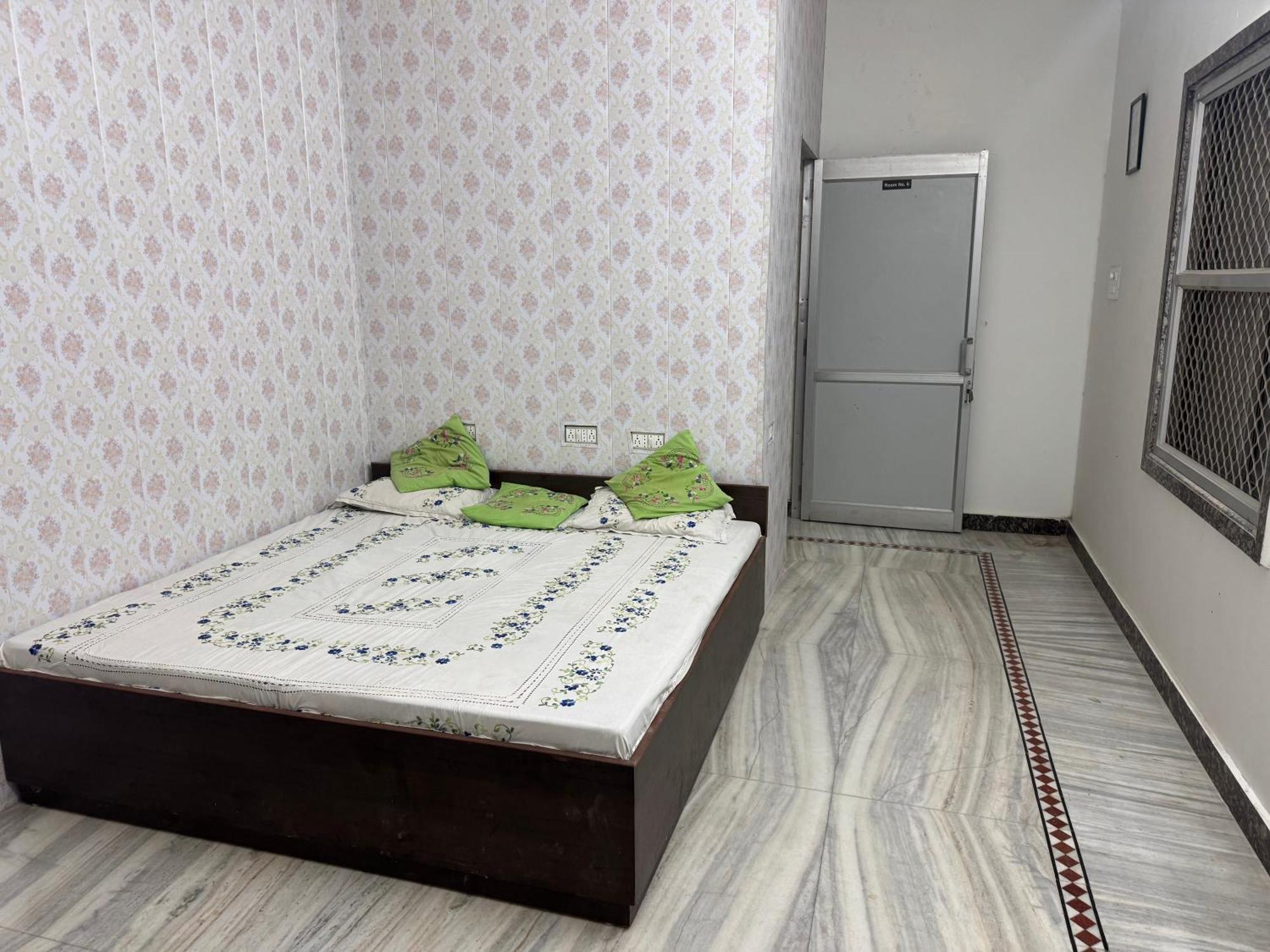 Ramaya Home Stay Varanasi Eksteriør bilde